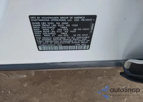 2024 Volkswagen Atlas 2.0T Sel from USA, damaged, VIN 1V2BR2CA5RC511583